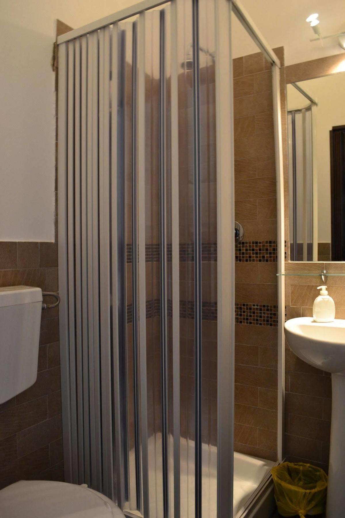 Bed and Breakfast Enjoy Roma Exterior foto
